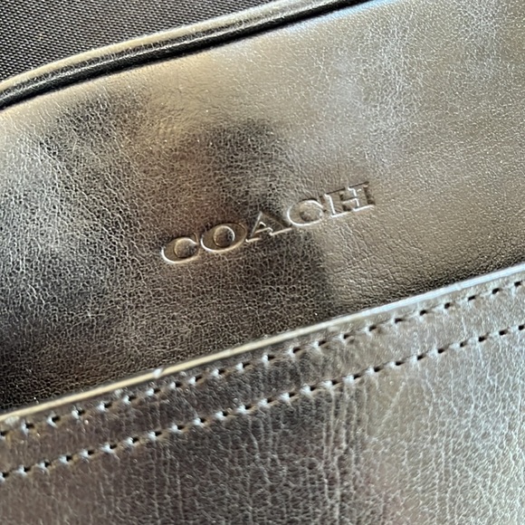 Rare 2-Tone Coach Laptop Bag Briefcase Discontinued Leather EUC - Picture 4 of 6